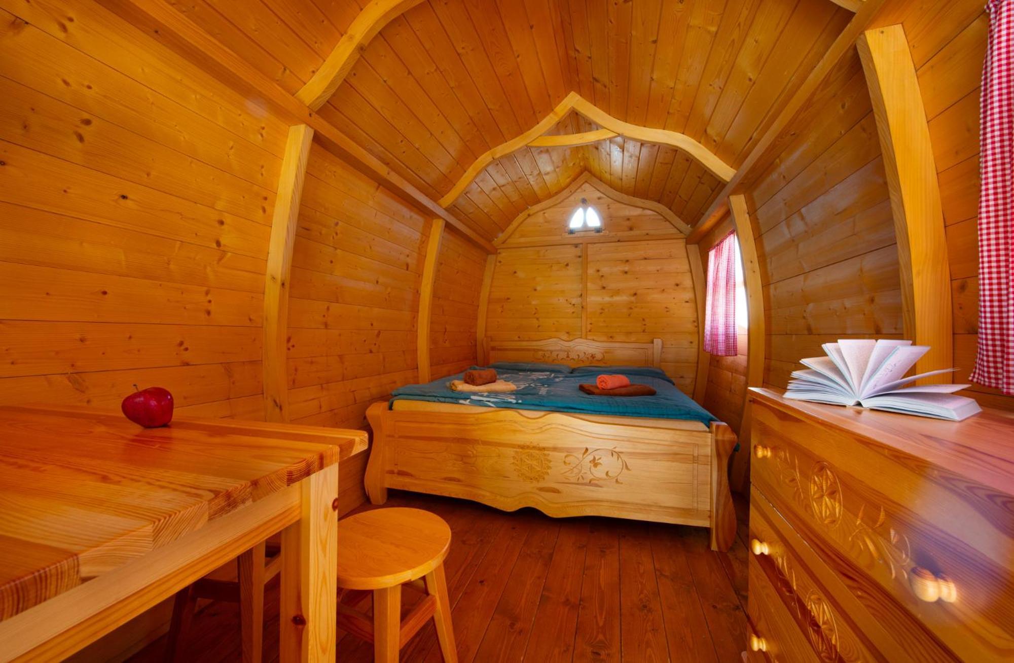 Ranc Pod Ostrou Skalou Guest House Stratená Eksteriør bilde