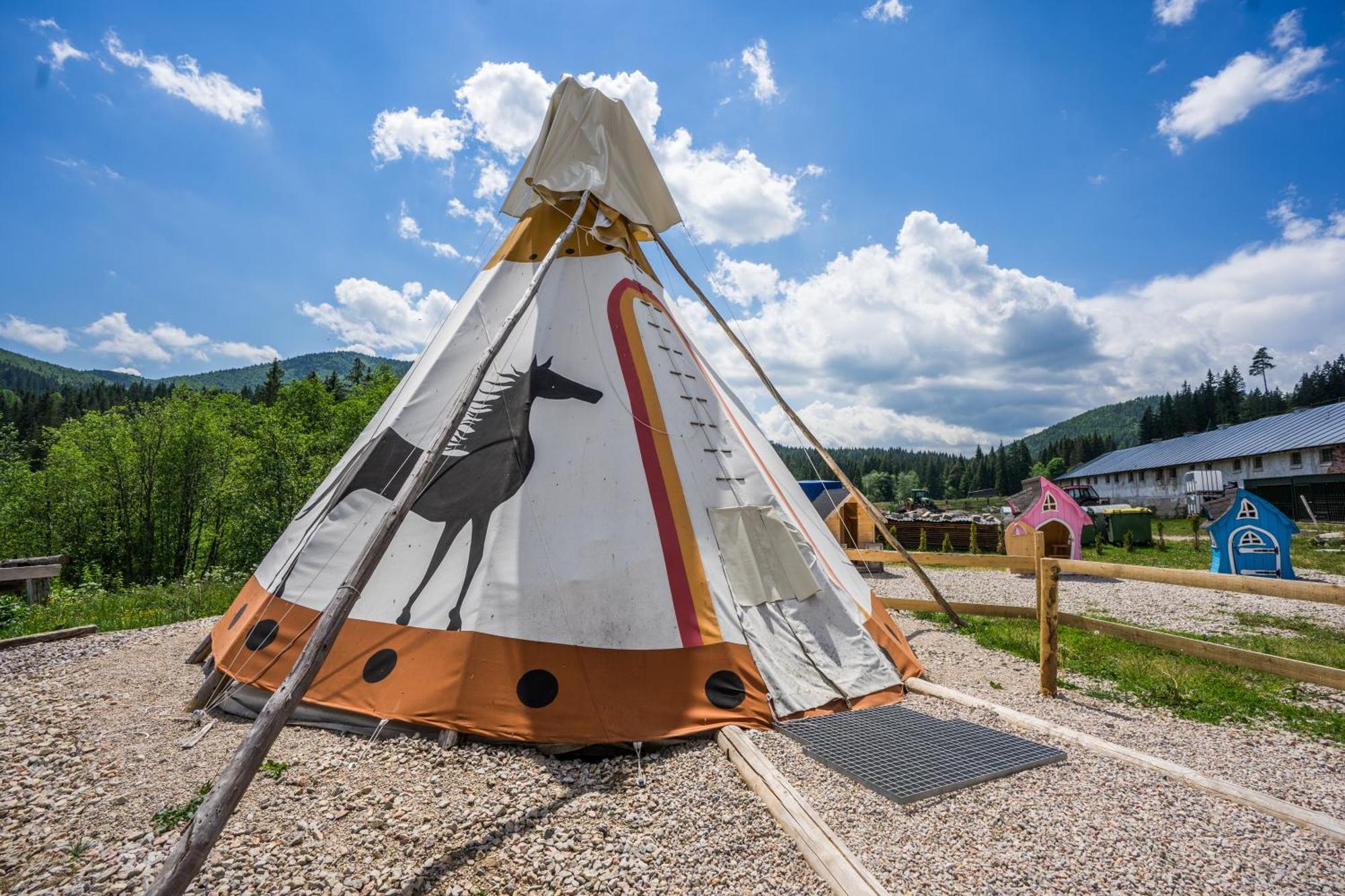Ranc Pod Ostrou Skalou Guest House Stratená Eksteriør bilde